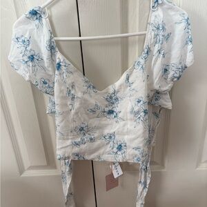 Floral Blue and White Women's Pacsun Top New with Tags